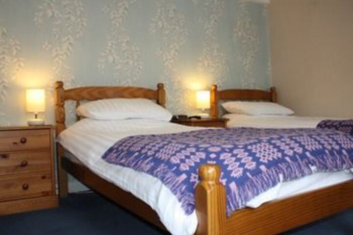 Room 22 of 28