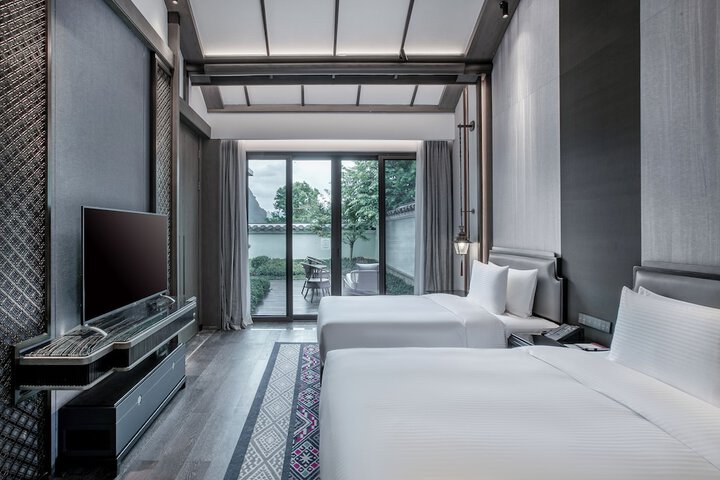 Room 19 of 41
