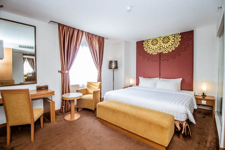 Room 21 of 47