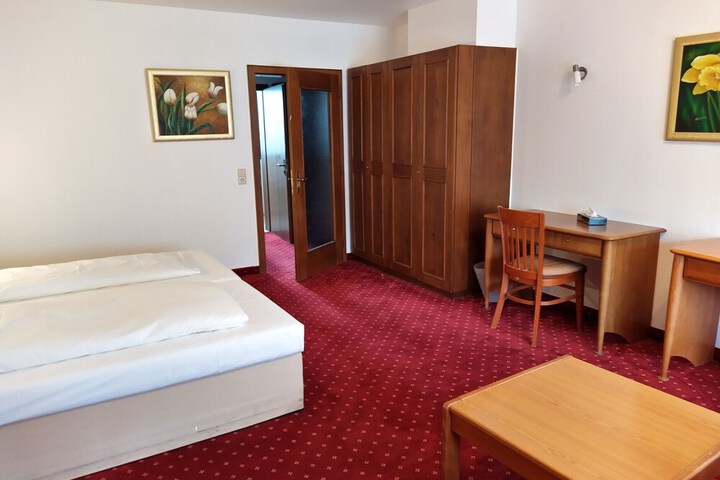 Room 31 of 71
