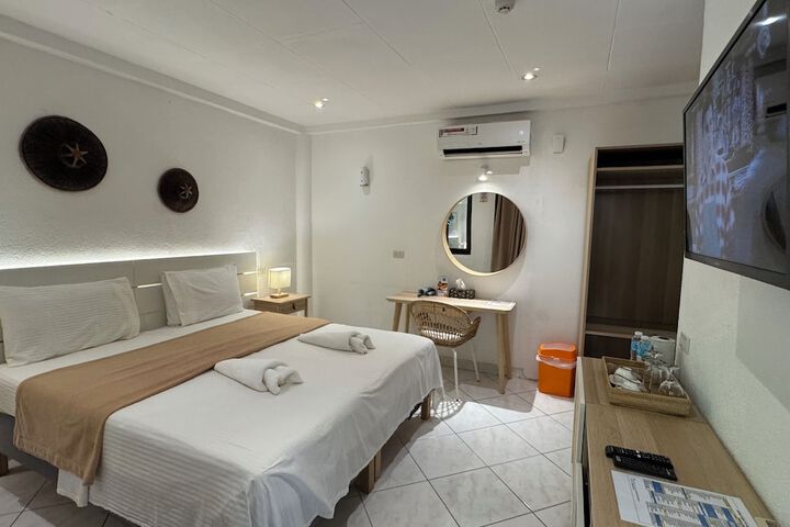Room 21 of 61