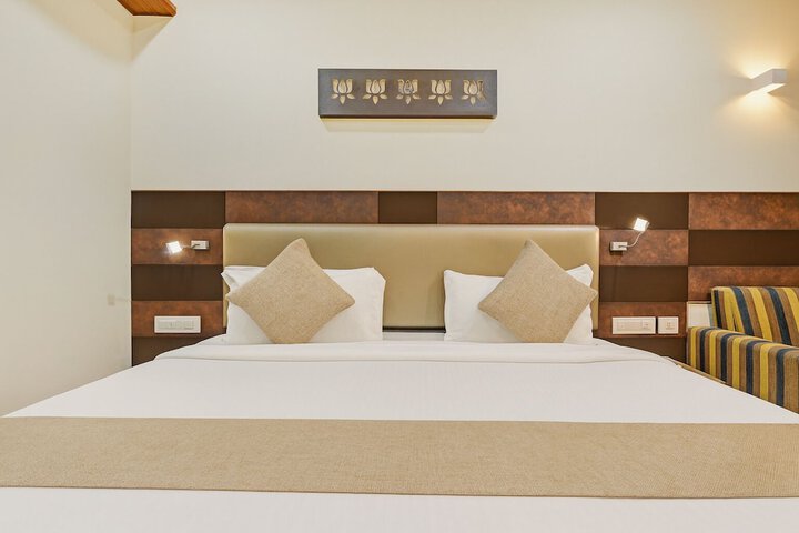 Room 21 of 40