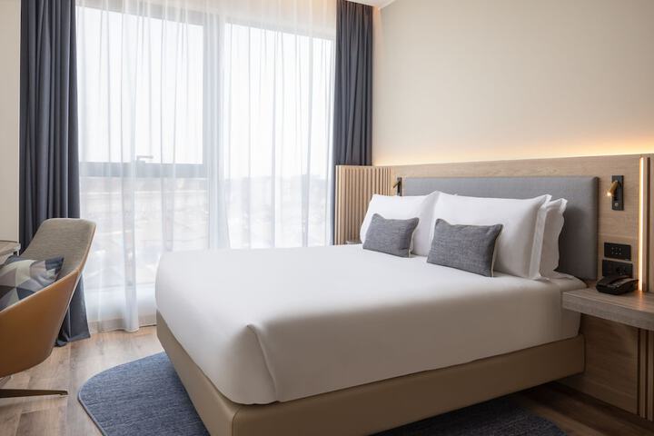 Room 20 of 80