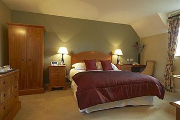 Room 8 of 25