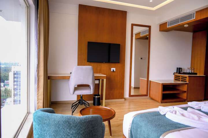Room 14 of 63