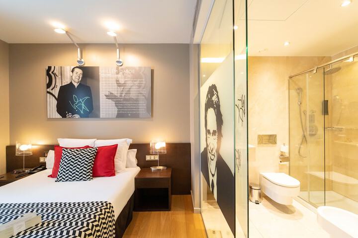 Room 50 of 94