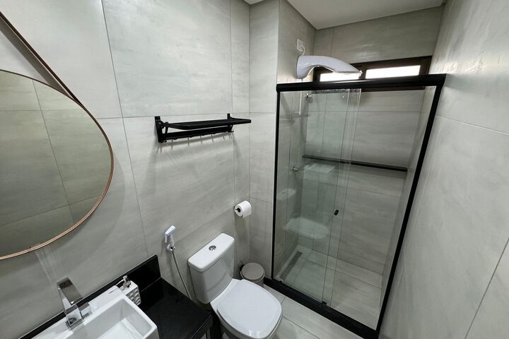 Room 3 of 21