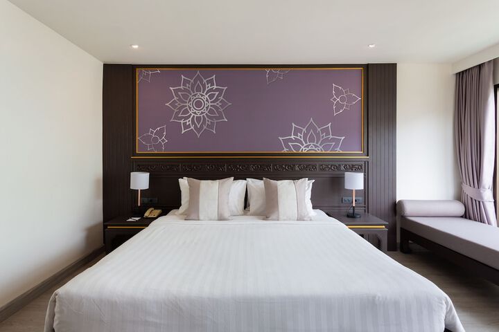 Room 13 of 84