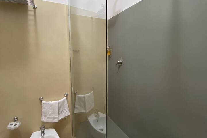 Room 115 of 180
