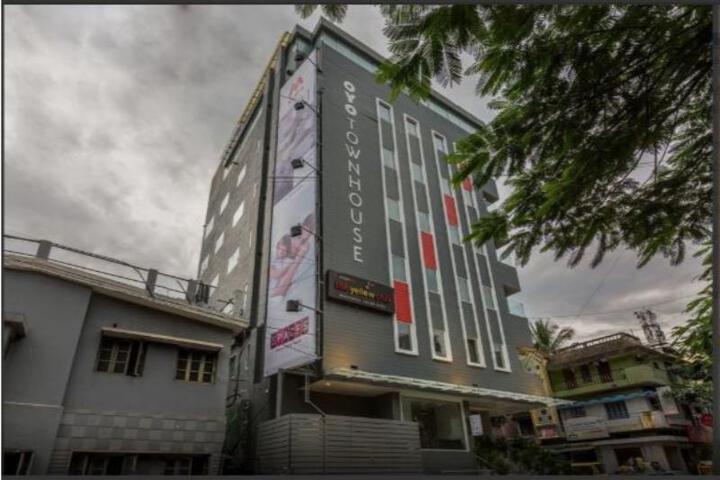 OYO TOWNHOUSE 019 JAYANAGAR