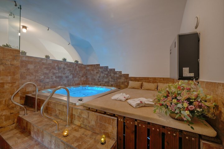 Spa 19 of 29
