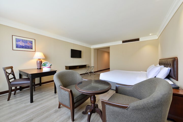 Room 31 of 125
