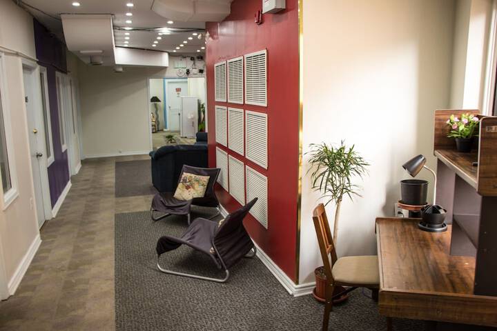Business Center 55 of 58