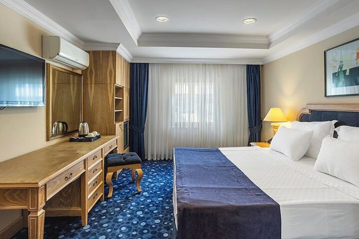 Room 60 of 126
