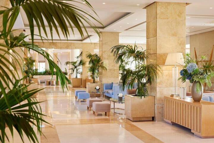 Hotel Interior 4 of 611