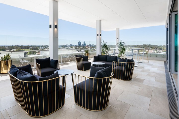 Terrace/Patio 36 of 39