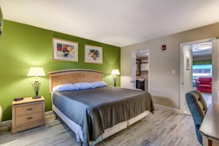 Room 25 of 69