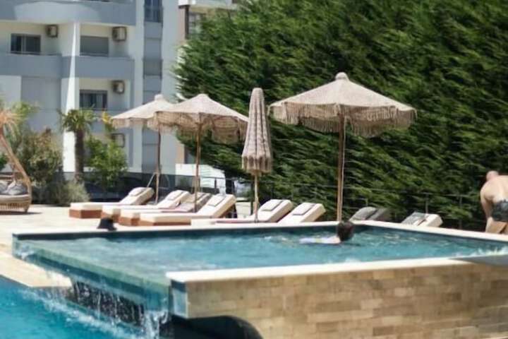 Pool 44 of 57