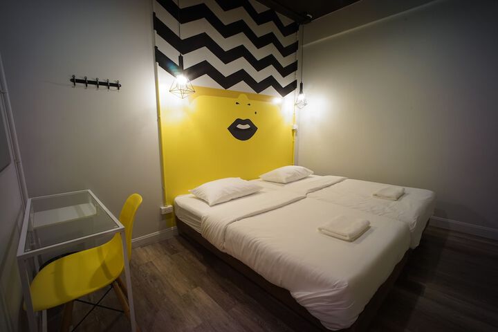 Room 10 of 47