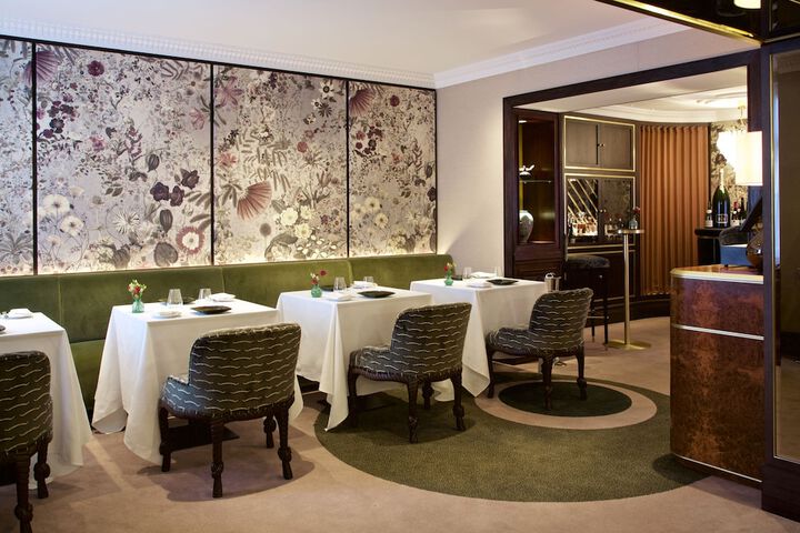 Dining 130 of 224