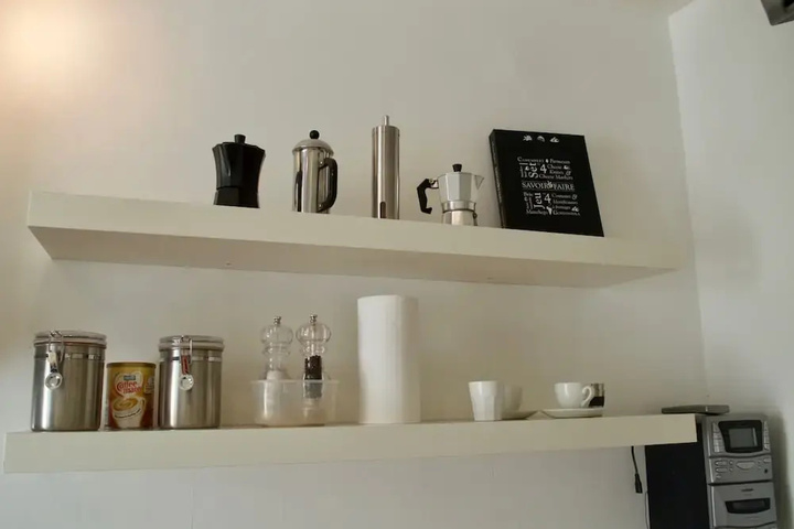 Room 4 of 14