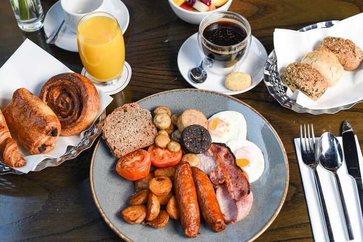 Breakfast/Coffee Service 70 of 83