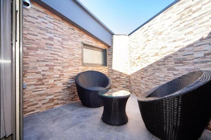Terrace/Patio 24 of 42