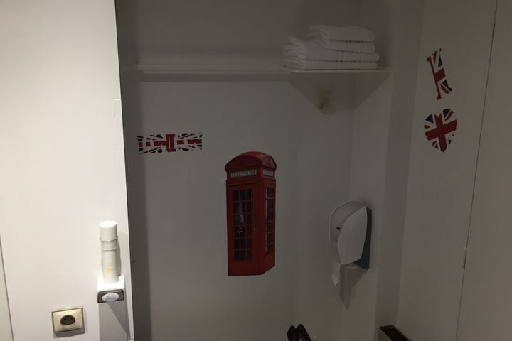 Room 13 of 55