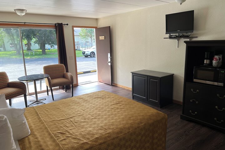 Room 85 of 180