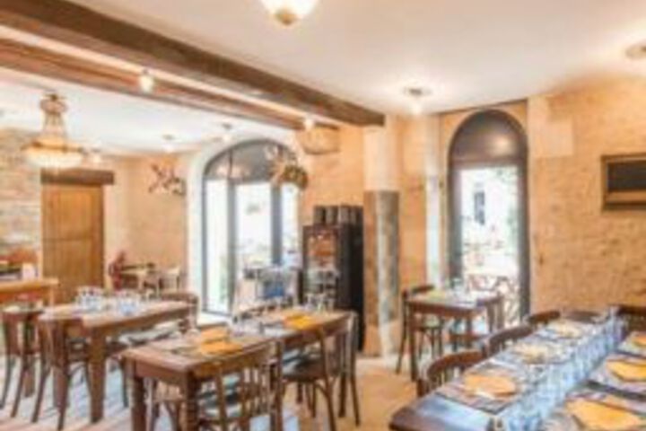 LOGIS HO TEL LE CLOS DES SUREAUX