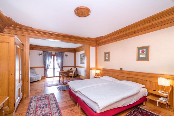 Room 13 of 41