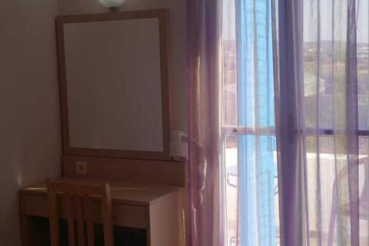 Room 3 of 12