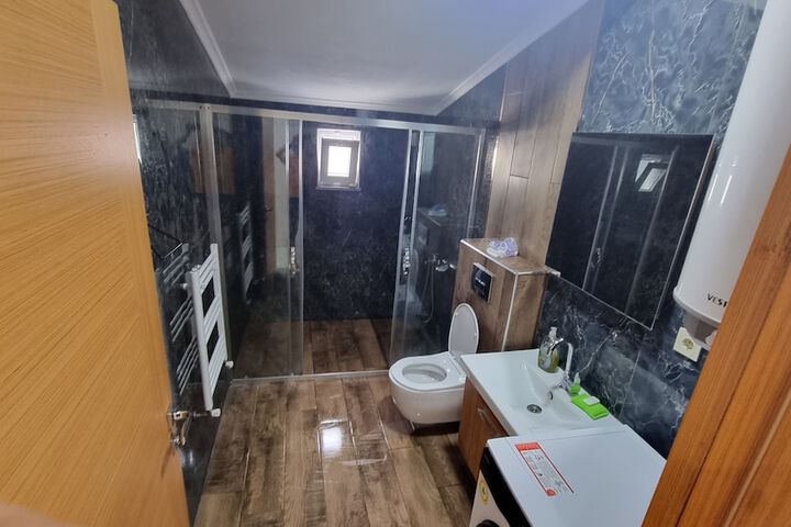 Room 46 of 58