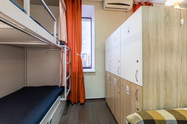 Room 30 of 83