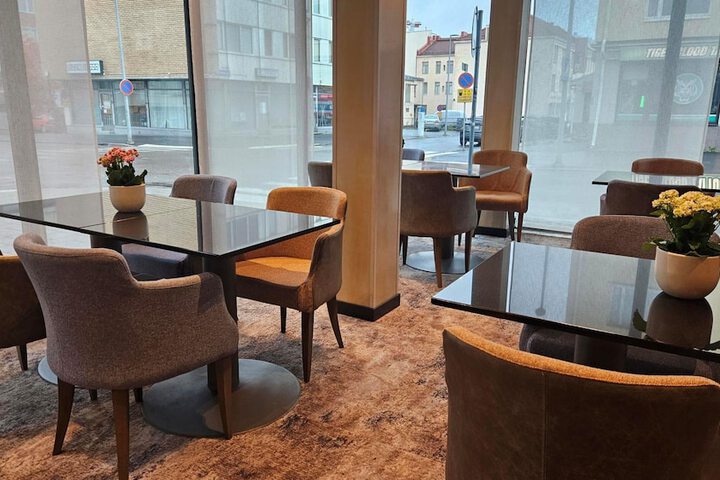 Breakfast/Coffee Service 113 of 136