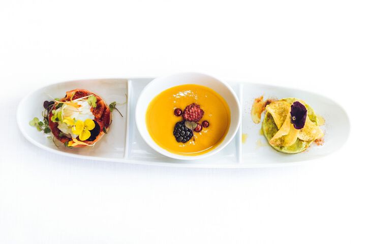 Dining 114 of 147