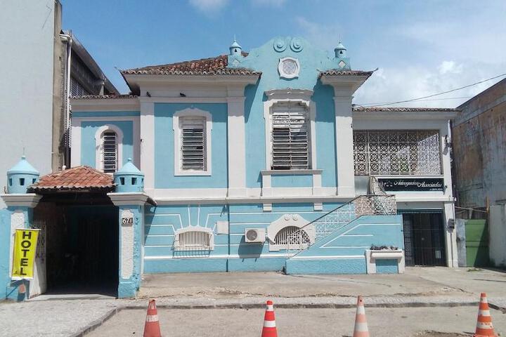 S & L HOTEL