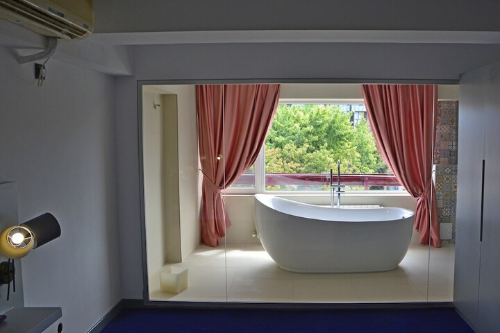 Room 39 of 55