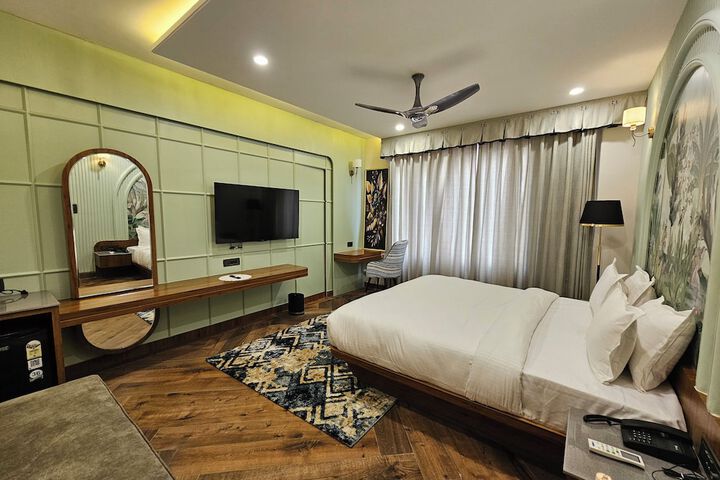 Room 29 of 52