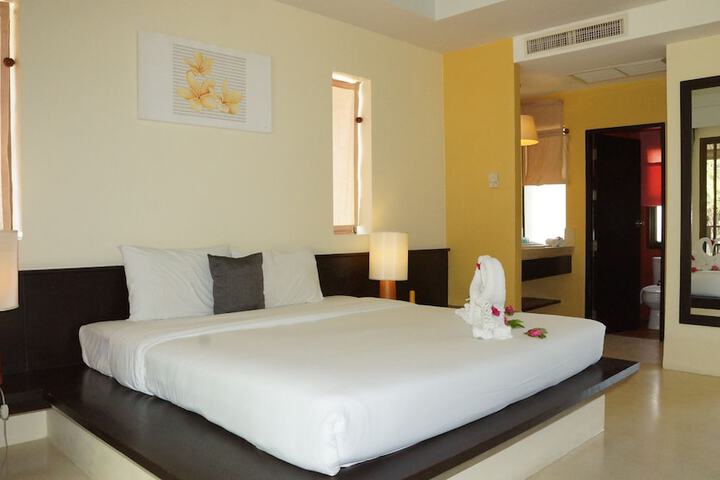 Room 9 of 70