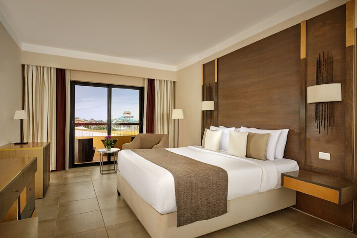 Room 25 of 114