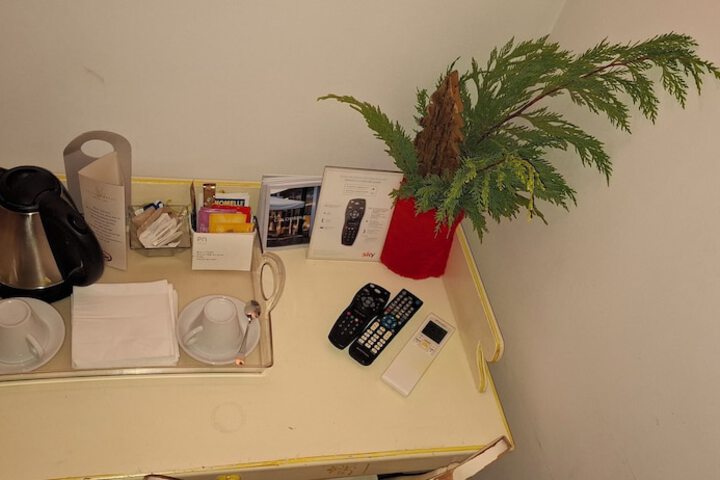 Room 26 of 39