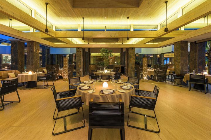Dining 148 of 205