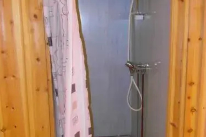 Room 8 of 39