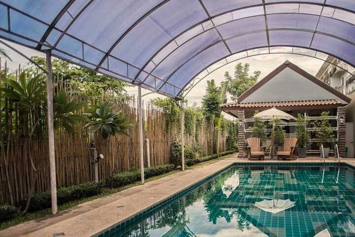 Pool 61 of 76