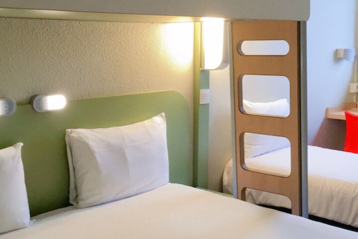 Room 7 of 39