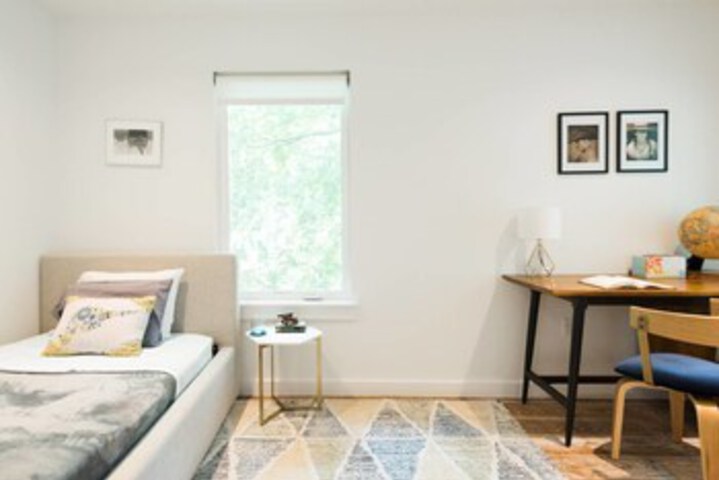 Room 37 of 40