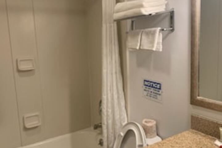 Room 40 of 60