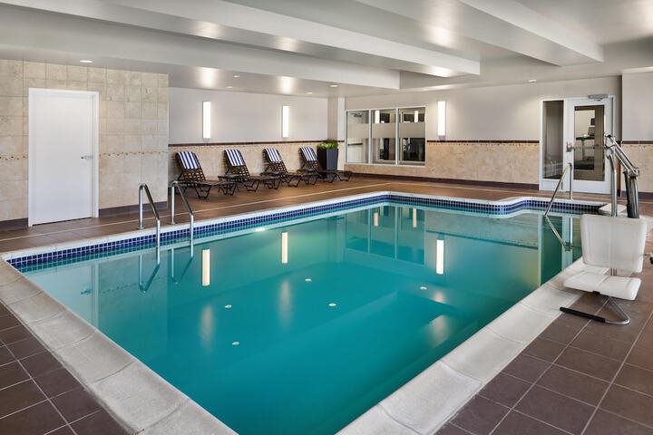 Pool image of Hilton Garden Inn Detroit Troy