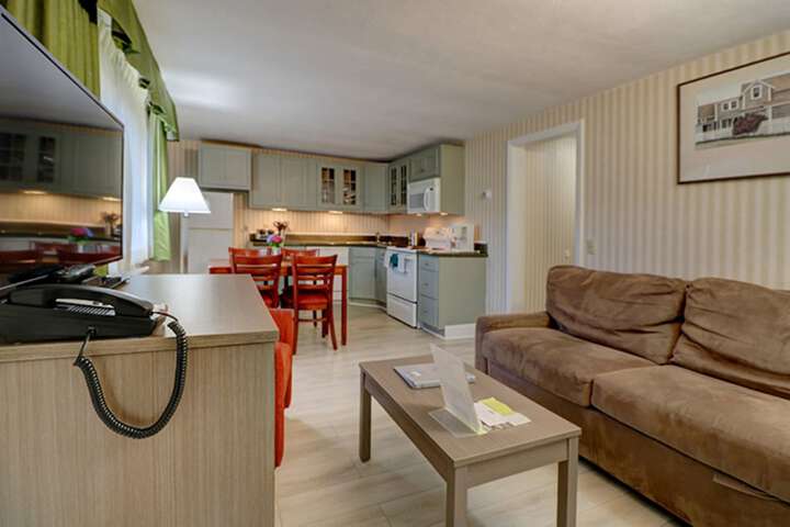 Room 15 of 27